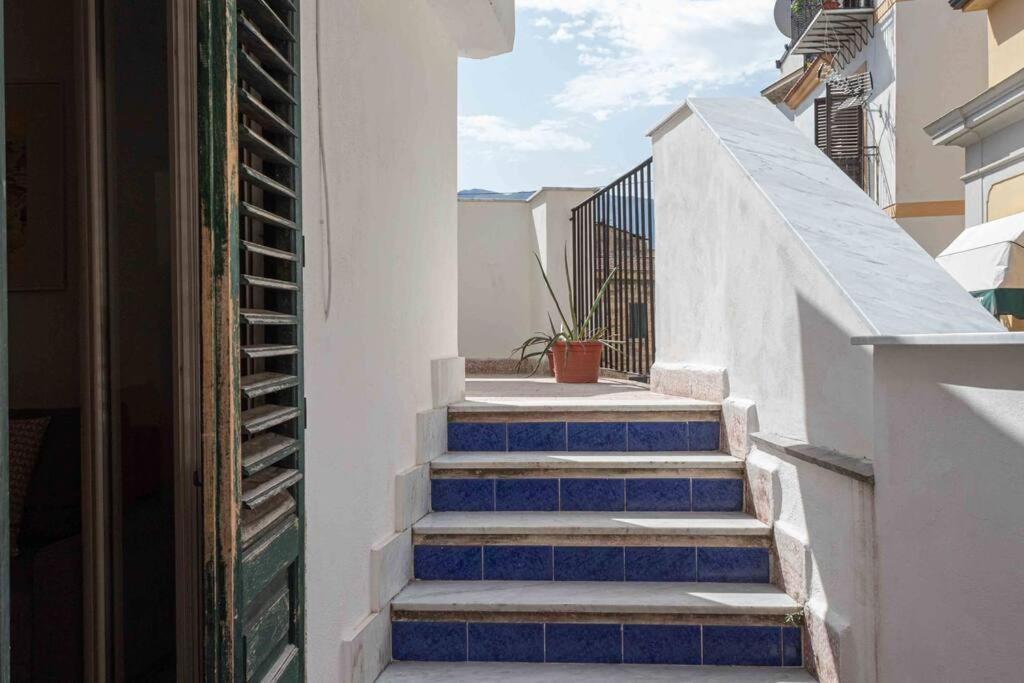 Ferienwohnung Terrazza Sul Mercato. Your House In Ballaro Palermo Exterior foto